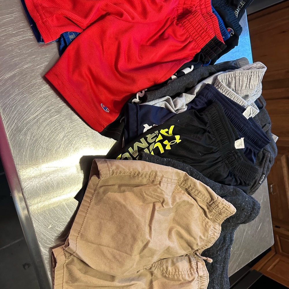 Boys short lot